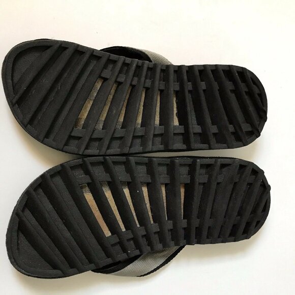 Strand  vintage flip flops thong sandals black foam fabric strap Men Size 8/9 - Picture 6 of 6